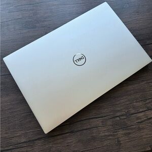 Dell XSP 17 9700 Laptop